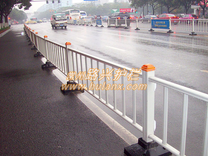 經濟型（xíng）護（hù）欄
