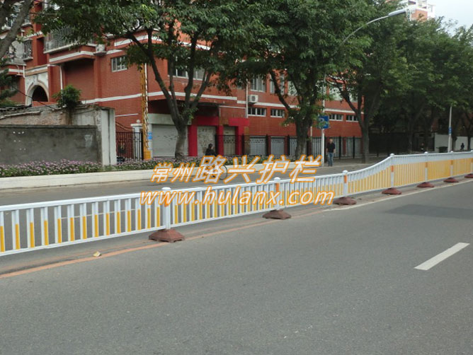 防（fáng）眩光護欄