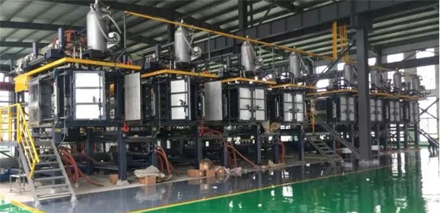 eps/epp泡沫（mò）冷鏈運輸周轉保溫箱節能全自動真空成型機